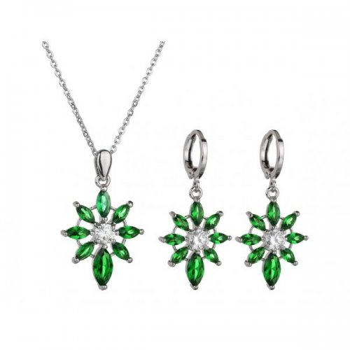Set argint cu Green Force cu elemente swarovski Emerald verde